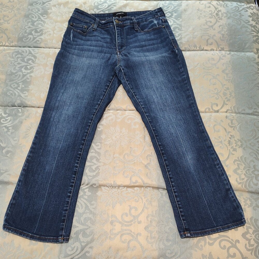Who What Wear blue jeans, excellent used condition, size 8